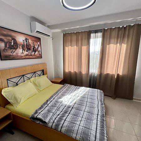 Apartment In Skanderbeg Square - Tirana Center 2 Zewnętrze zdjęcie
