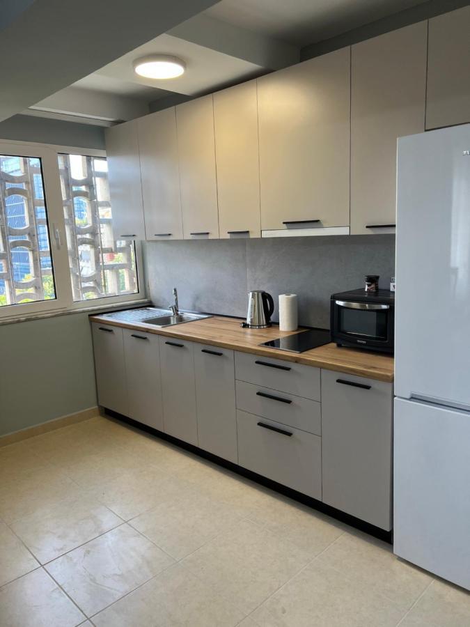Apartment In Skanderbeg Square - Tirana Center 2 Zewnętrze zdjęcie