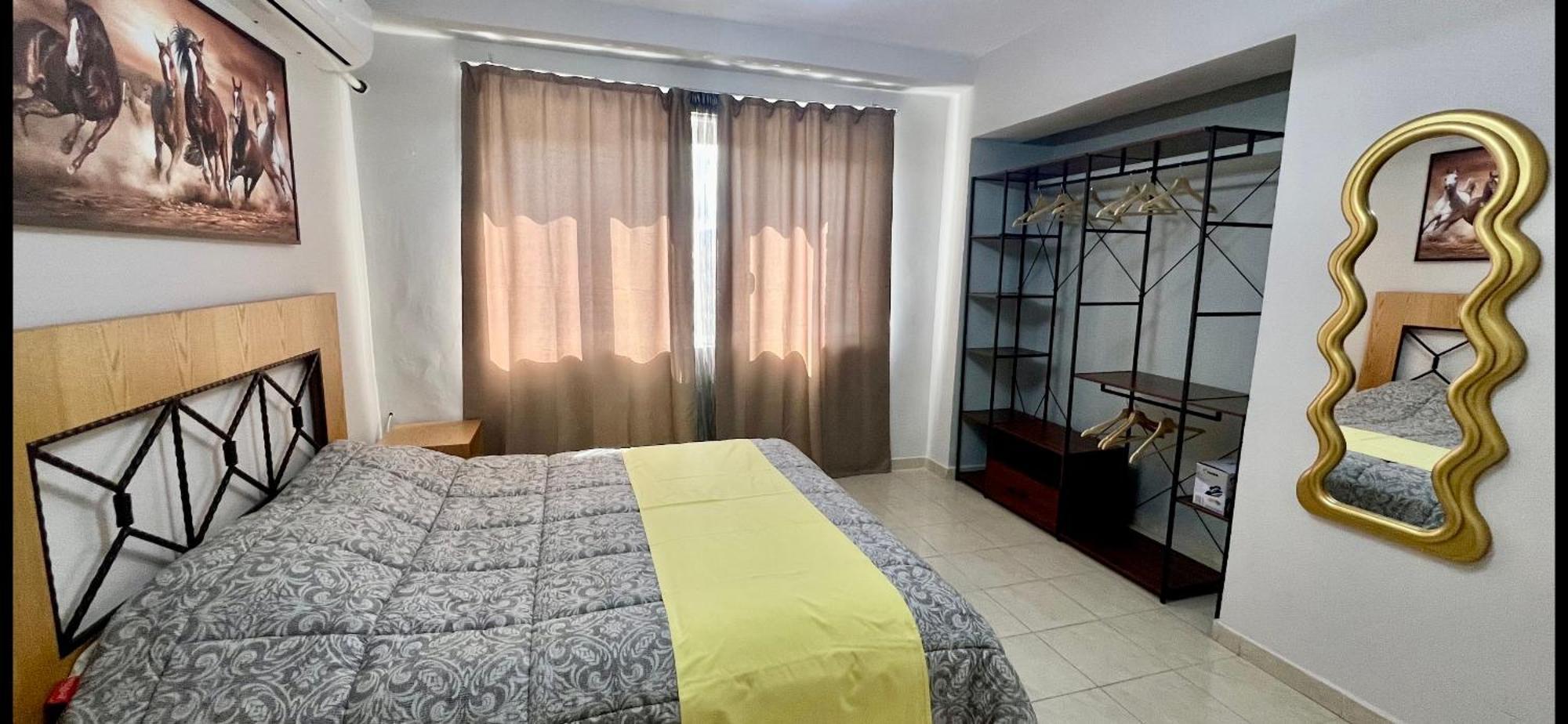 Apartment In Skanderbeg Square - Tirana Center 2 Zewnętrze zdjęcie